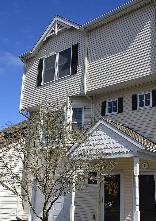 Condo front view