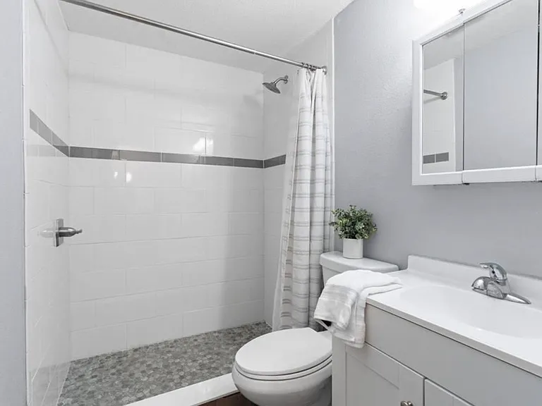 3042 Hanna Ct — Photo 11