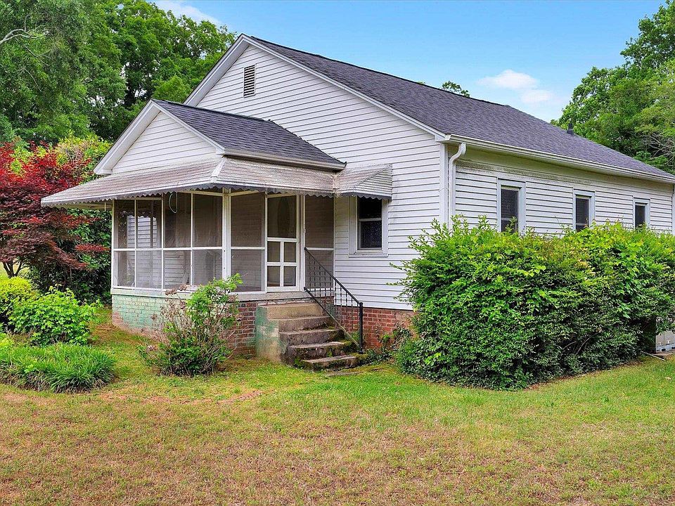 1st image of 228 Perry Ave
