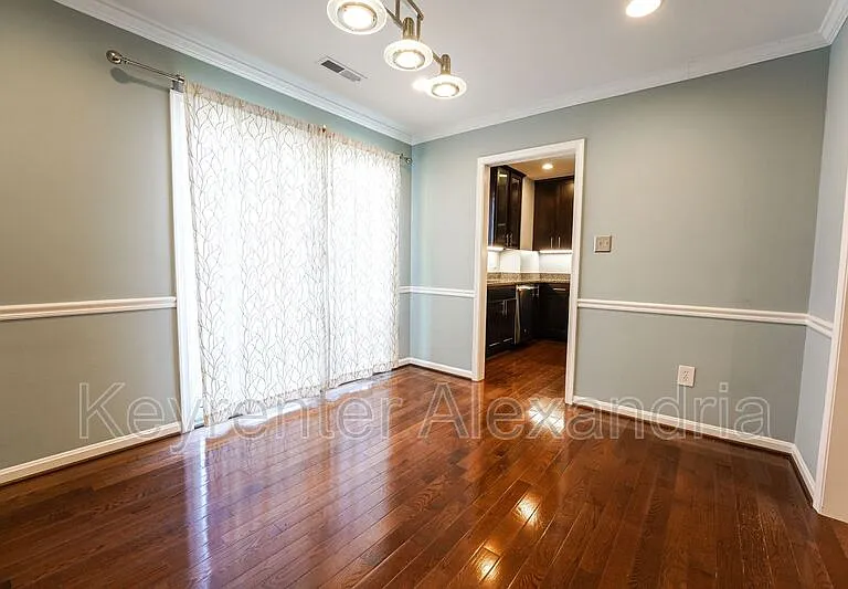 1107 N Taylor St #C — Photo 8