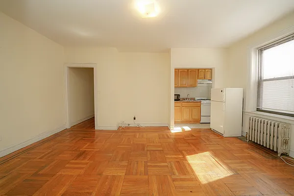 Rented by Sterling Realty Solution Inc | media 9