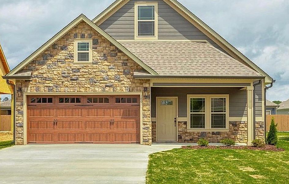 1st image of 180 Country Cove Dr