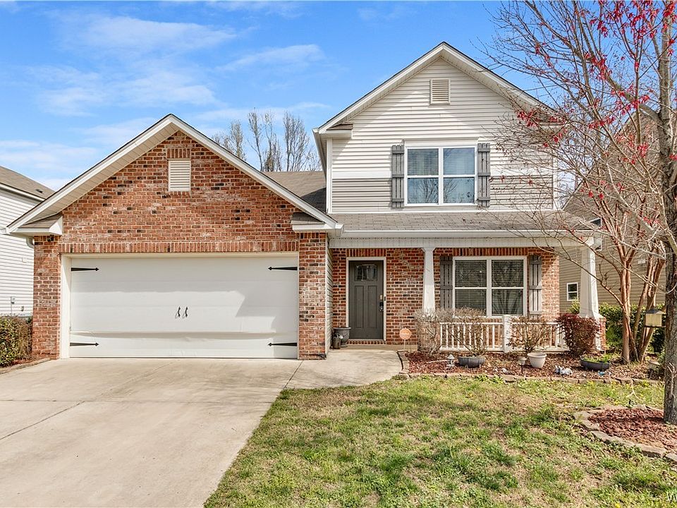 1st image of 2215 Summer Haven Ln