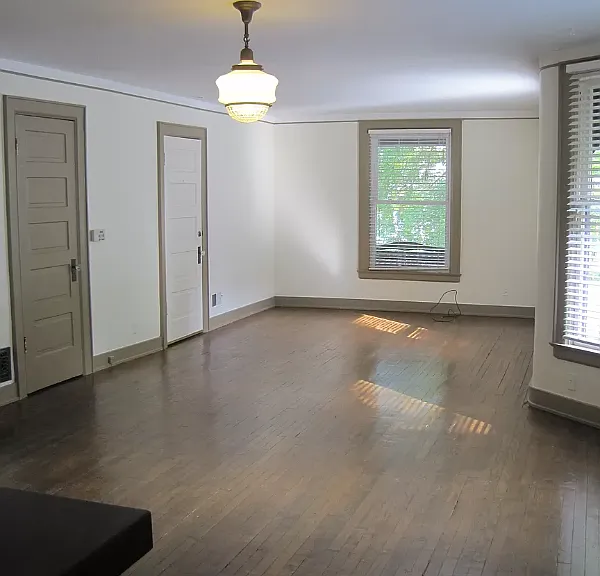 726 Lake Dr SE #B — Photo 5