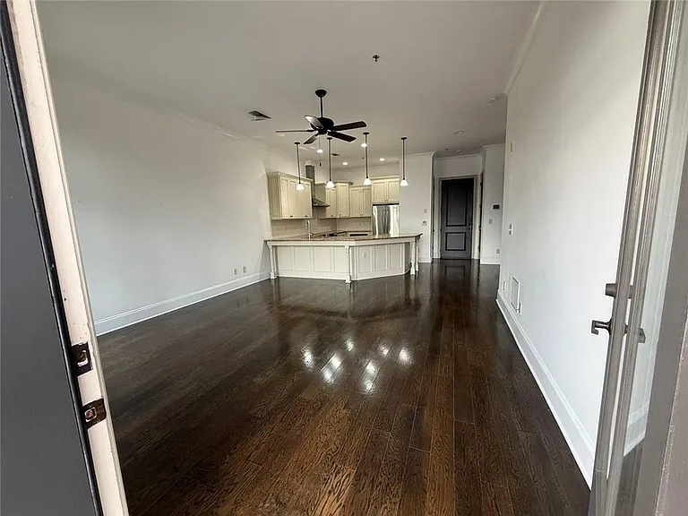 360 Chambers St #155 — Photo 7