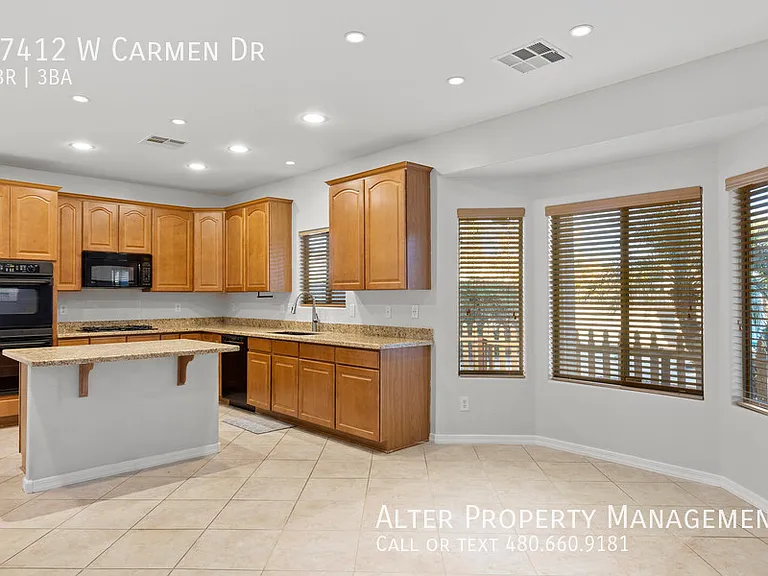 17412 W Carmen Dr — Photo 4