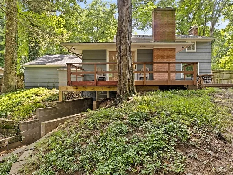 485 Oakridge Dr — Photo 32