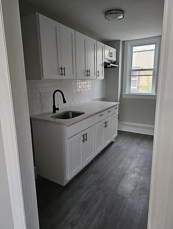 1 bed, 400 sqft, $1,500 — Photo 4