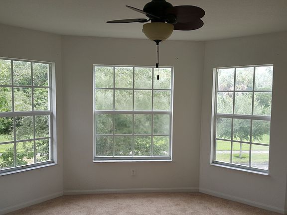 Bay Windows in the Master!
