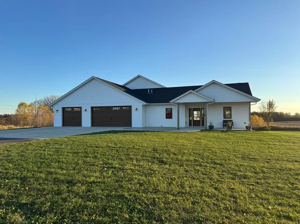 19355 Lake Volney Cir, Le Center, MN 56057