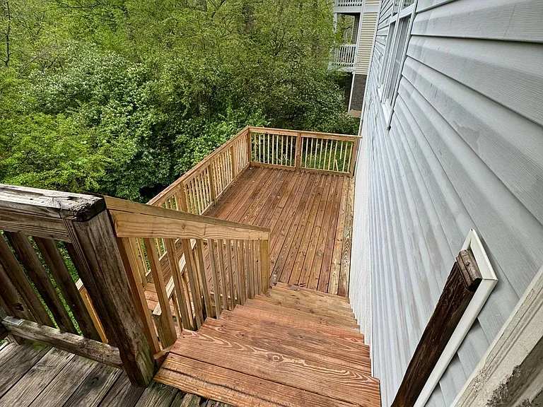Back Lower Deck