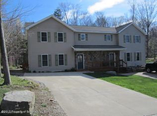 4016 Pond View Dr, South Abington Township, PA 18411