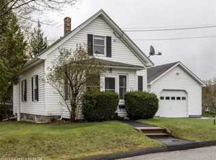 136 Baxter Ave, Auburn, ME 04210