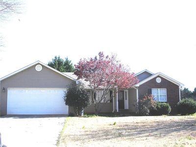 5980 River Oaks Dr, Flowery Branch, GA, 30542