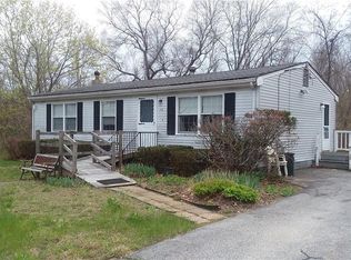 28 Harrilla Ln, Johnston, RI 02919