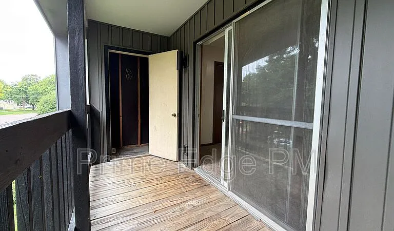 2532 T St #6 — Photo 20