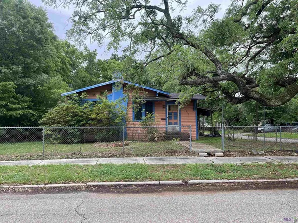2610 Edgewood Dr, Baton Rouge, LA 70802