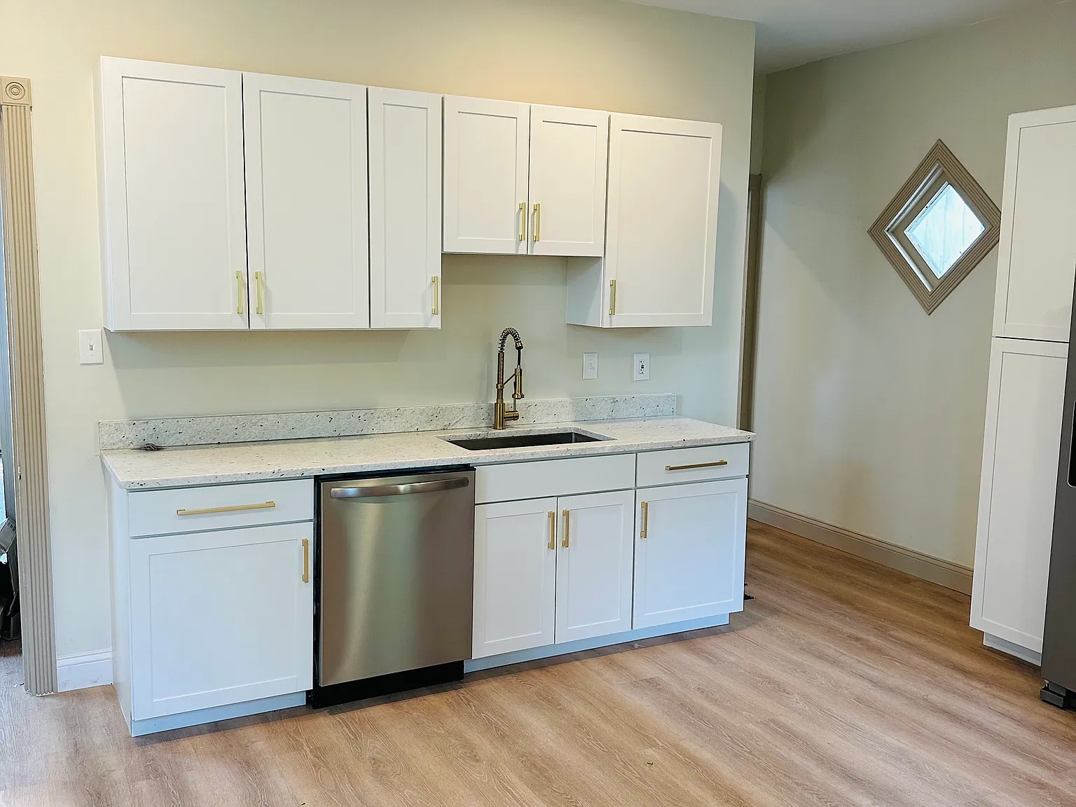3 bed, 1.5 bath, 1650 sqft, $2,550 — Photo 1