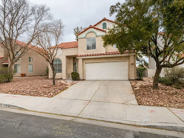 1738 Toltec Cir — Photo 2