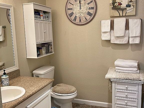 4th image of 2523 Sunny Slope Dr APT 1