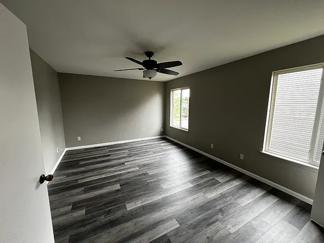 443 Rachel Cir — Photo 10