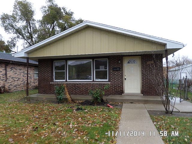 1st image of 13909 S Hoxie Ave