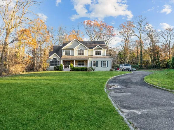 229A Beverly Road, South Huntington, NY 11746