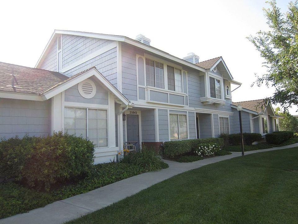 Front of condo. It's on the far NE corner of the condo development - Brittany Place.