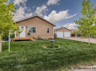 207 E 4th St, Pine Bluffs, WY 82082