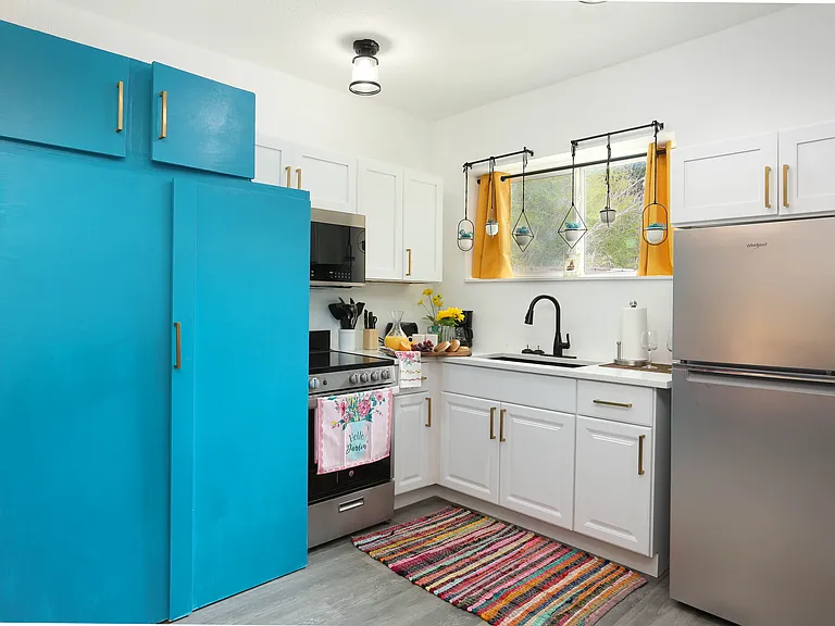 E Courtland Pl — Photo 5