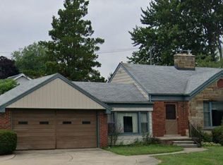29401 Jefferson Ave, Saint Clair Shores, MI 48081