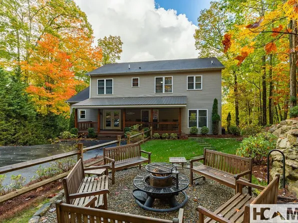 110 Kestrel Court, Sapphire, NC 28774