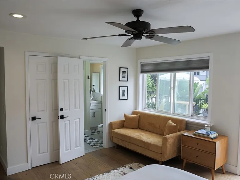 160 Avenida Florencia #B — Photo 6