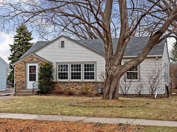 3rd image of 1356 Mackubin St