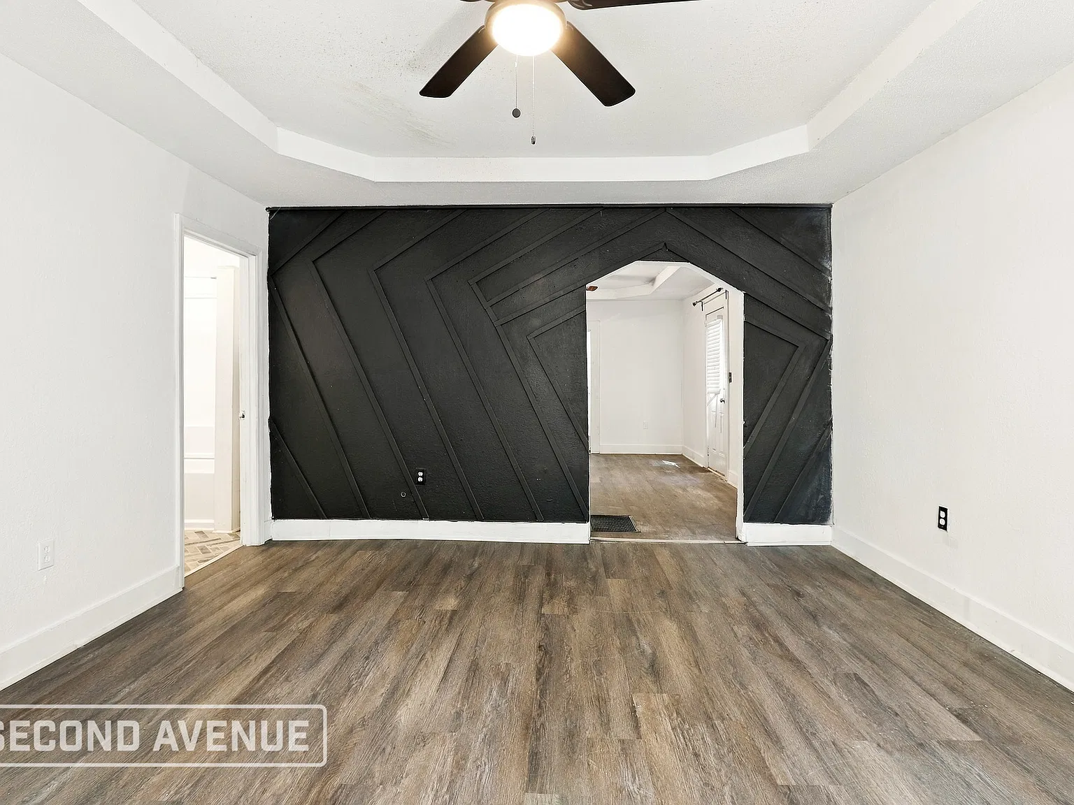 3 bed, 2.0 bath, 1072 sqft, $1,695 — Photo 3
