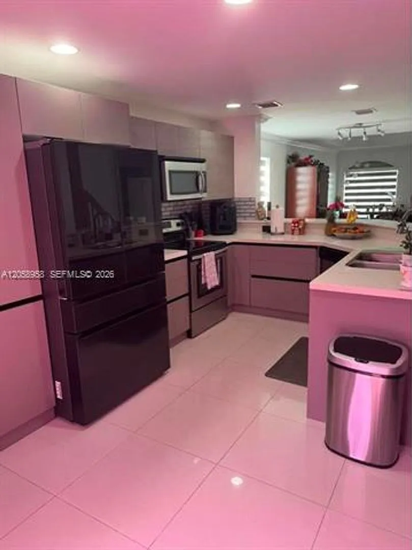 11620 NW 51st Ter th 11620, Doral, FL 33178 — Photo 1
