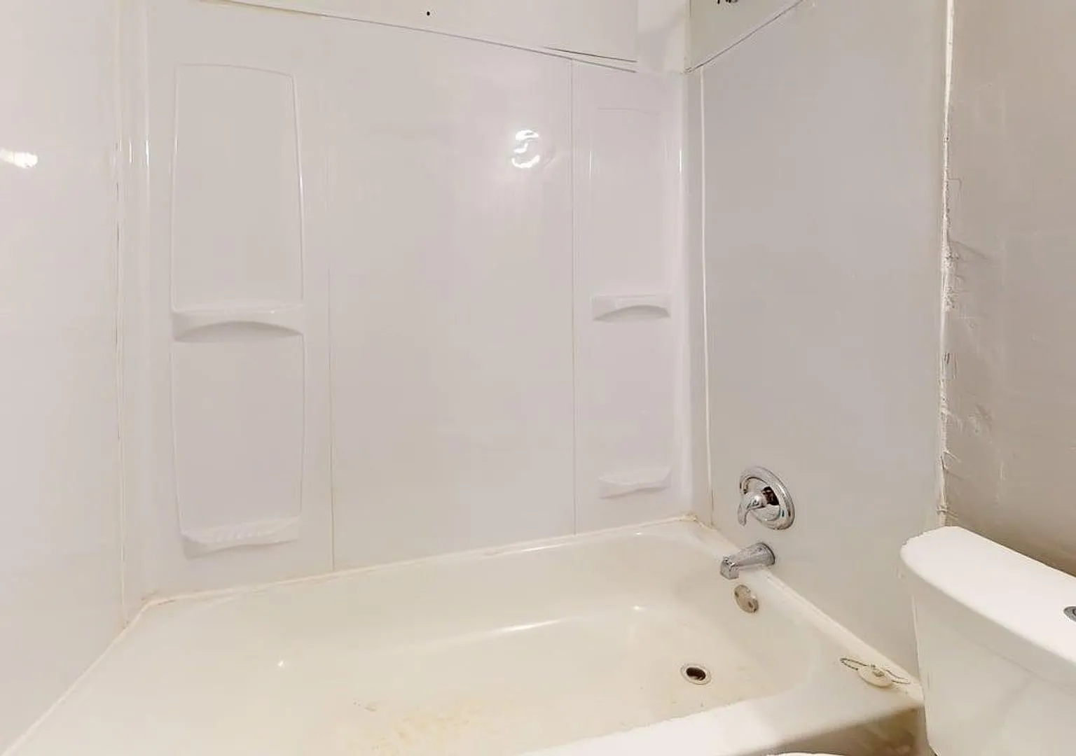 888 Rondel Rd, Cleveland, OH 44110 — Photo 2