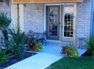 35 Mountford Dr #106, Guelph, ON N1E 0G6