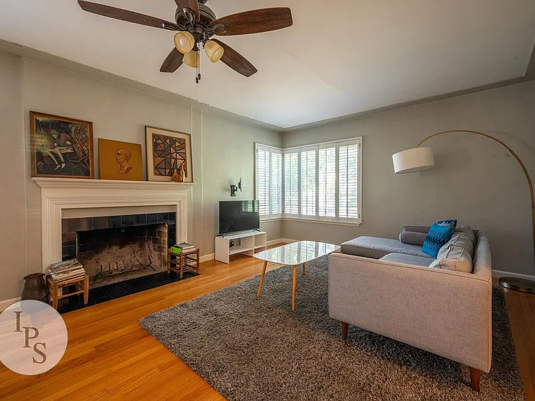 210 E Harvard Ave — Photo 7