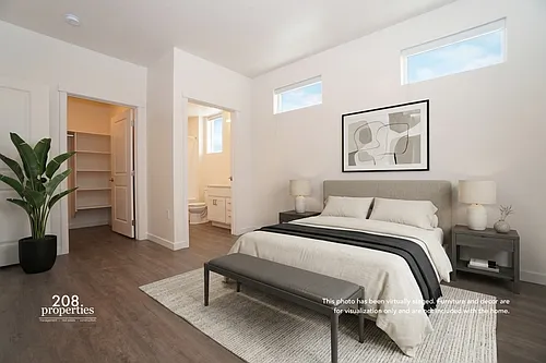 Floor plan 303