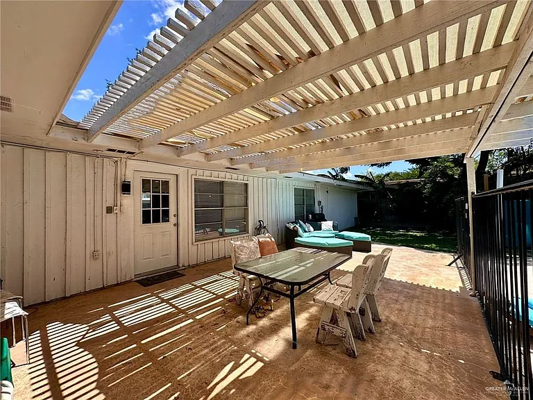 807 Walnut Ave — Photo 17