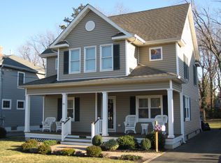 118 Markham Pl, Little Silver, NJ 07739