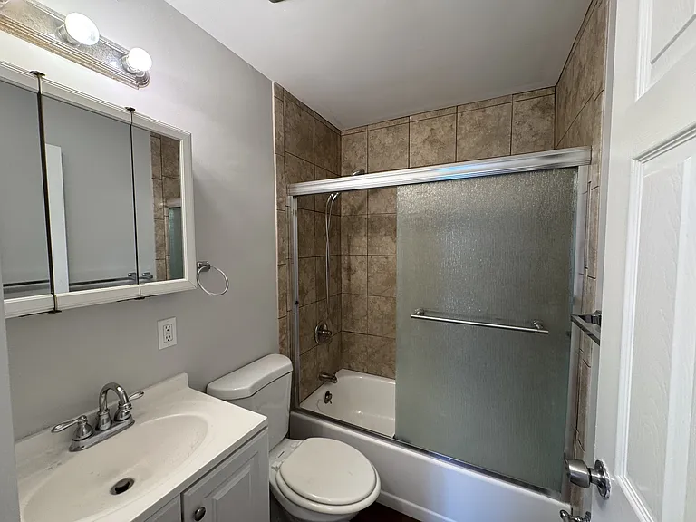 716 Cranford Dr — Photo 27