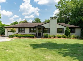 2209 Shades Crest Rd, Vestavia Hills, AL 35216