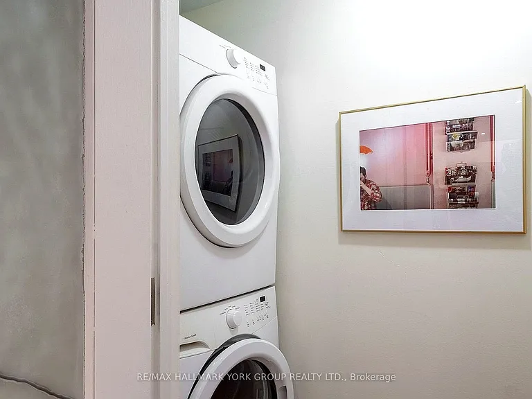228 Yorkshire Dr #BASEMENT — Photo 12
