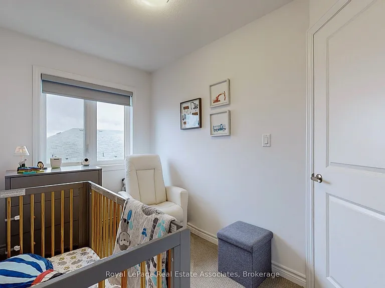 461 Blackburn Dr #40 — Photo 32