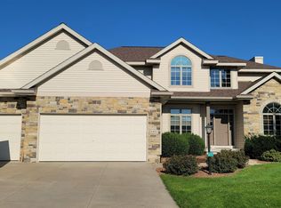 6492 Harvest Moon Ct, Waunakee, WI 53597