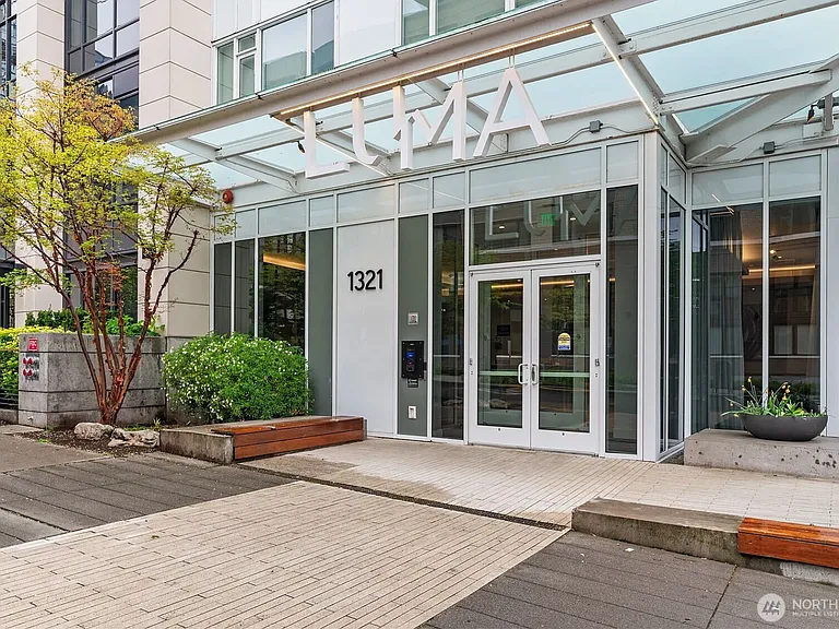 1321 Seneca St #1008 — Photo 6