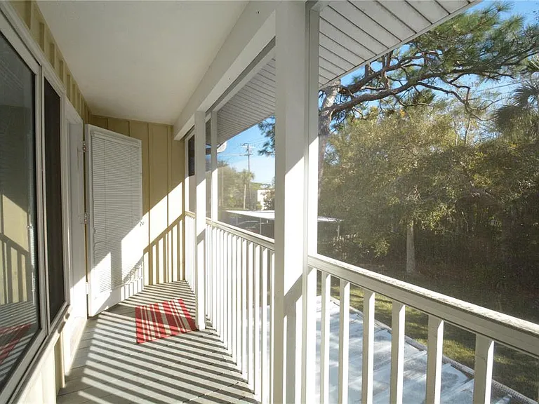 705 W Venice Ave #705-B — Photo 8