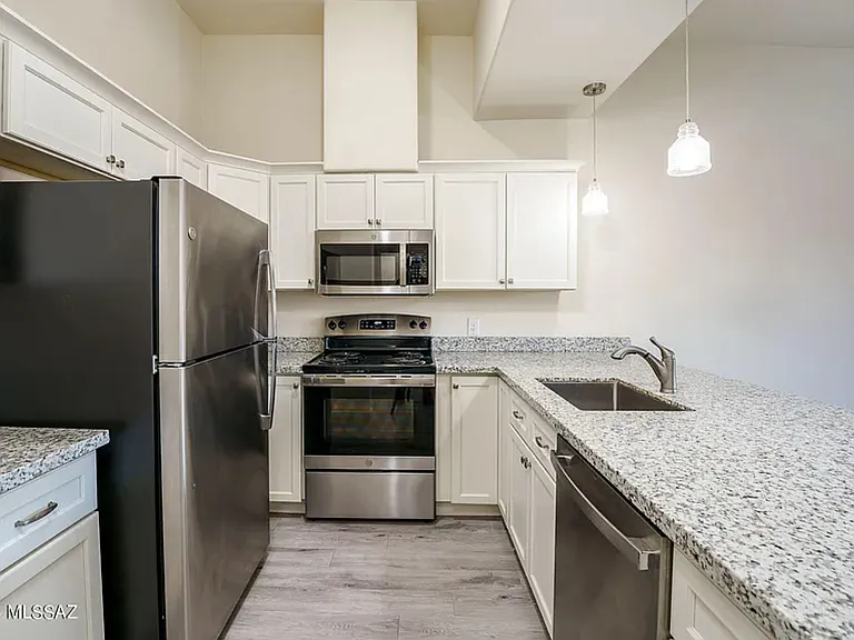 3738 E Mercedes Ct — Photo 33